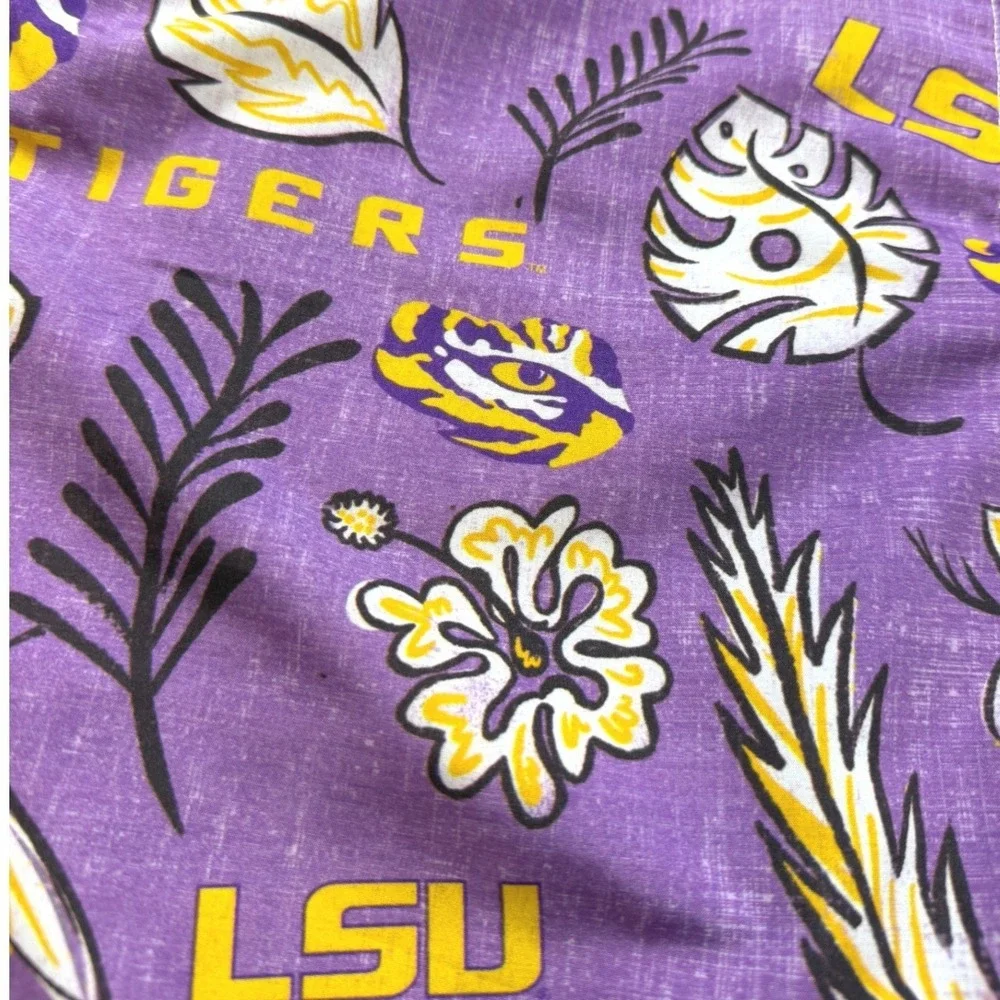 Wes and Willy Swim Trunks Mens XL Purple LSU Tigers Vintage Volley NWT